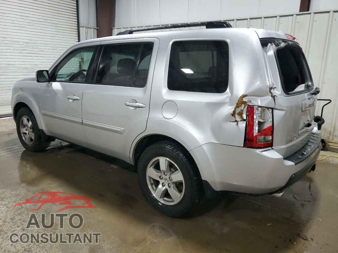 HONDA PILOT 2011 - 5FNYF4H45BB074888