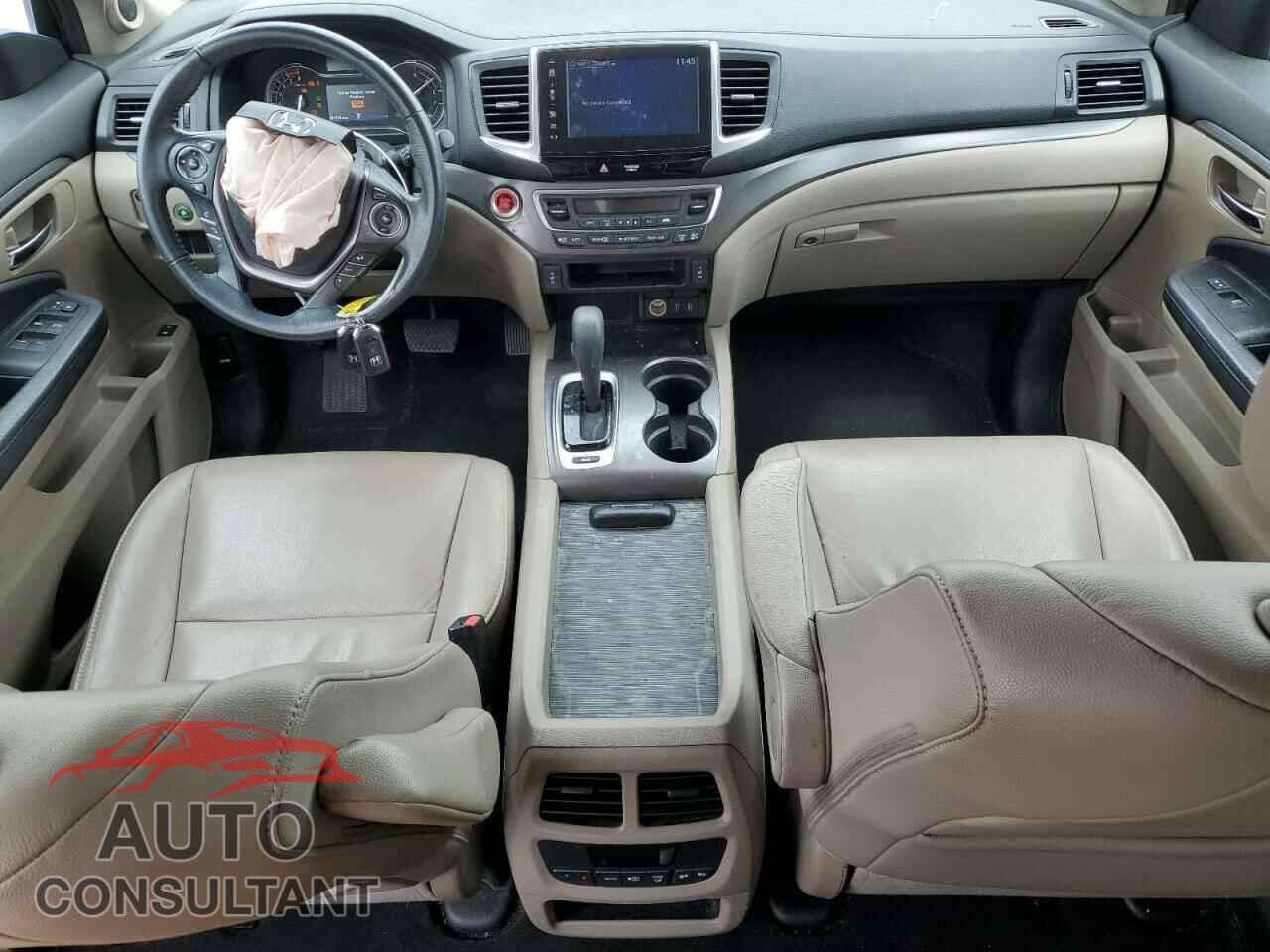 HONDA PILOT 2017 - 5FNYF6H74HB094967