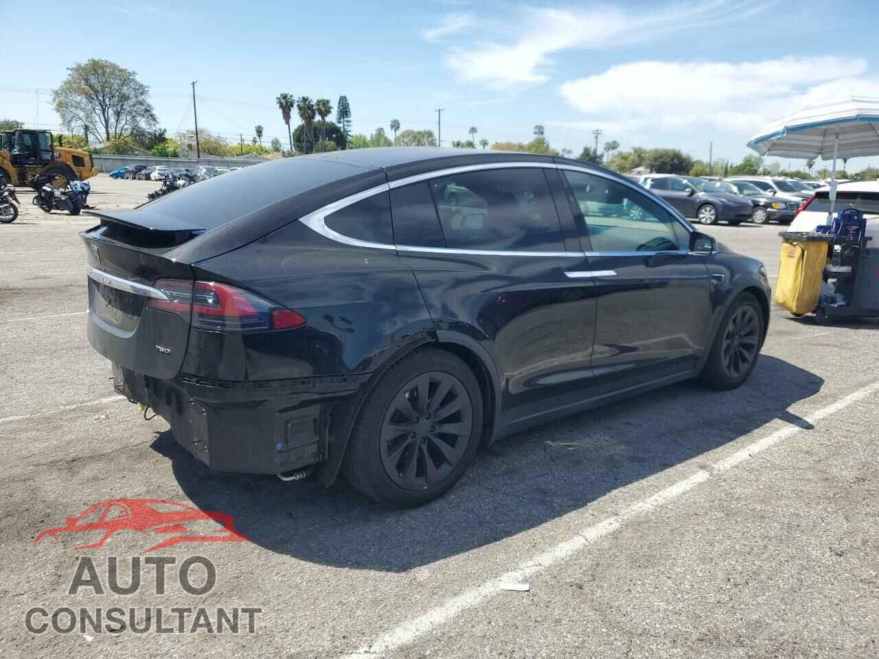 TESLA MODEL X 2017 - 5YJXCBE20HF051099