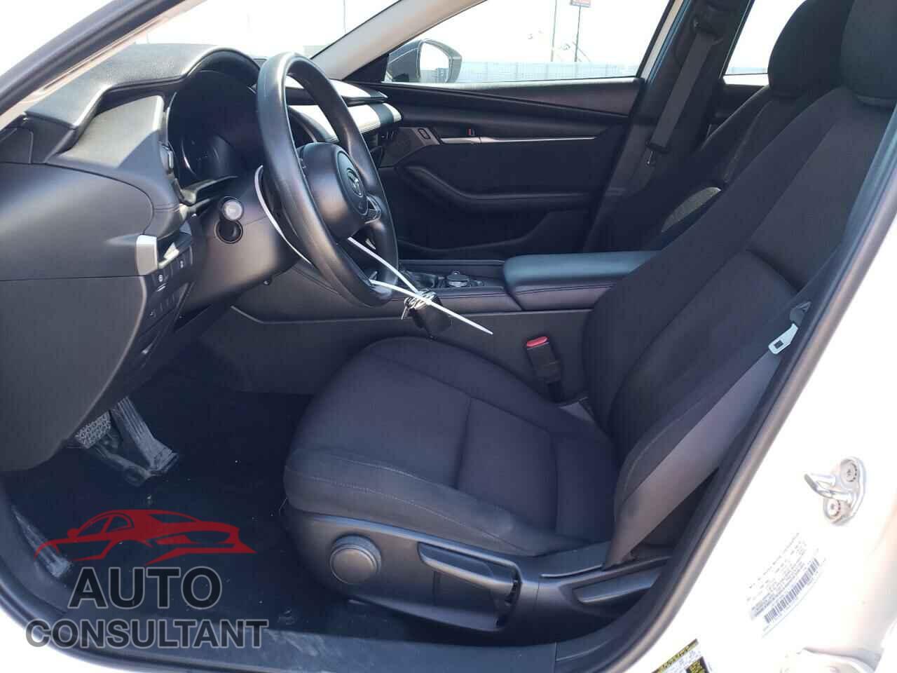 MAZDA 3 2020 - JM1BPABL5L1163775