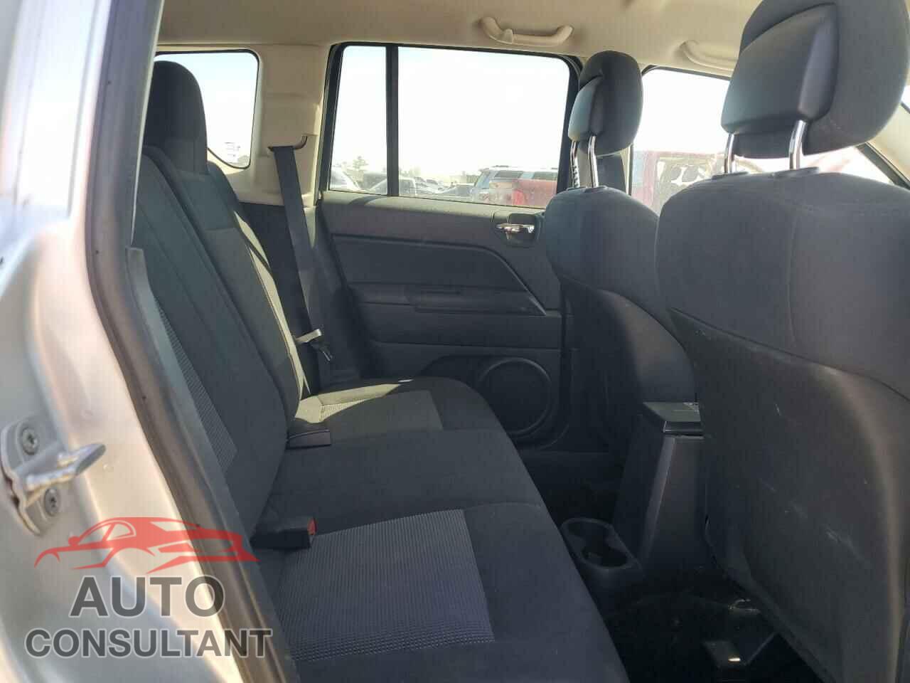 JEEP COMPASS 2011 - 1J4NT1FB5BD260783
