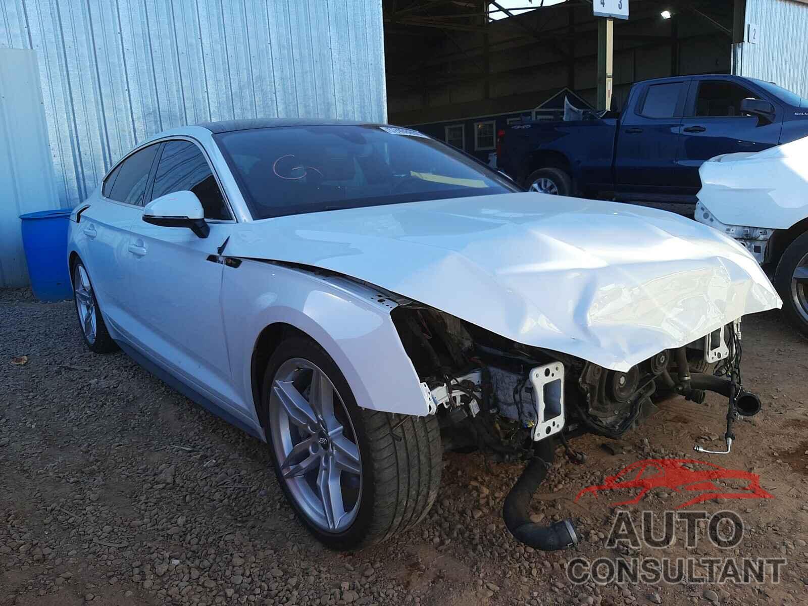 AUDI A5 2018 - WAUENCF57JA008035