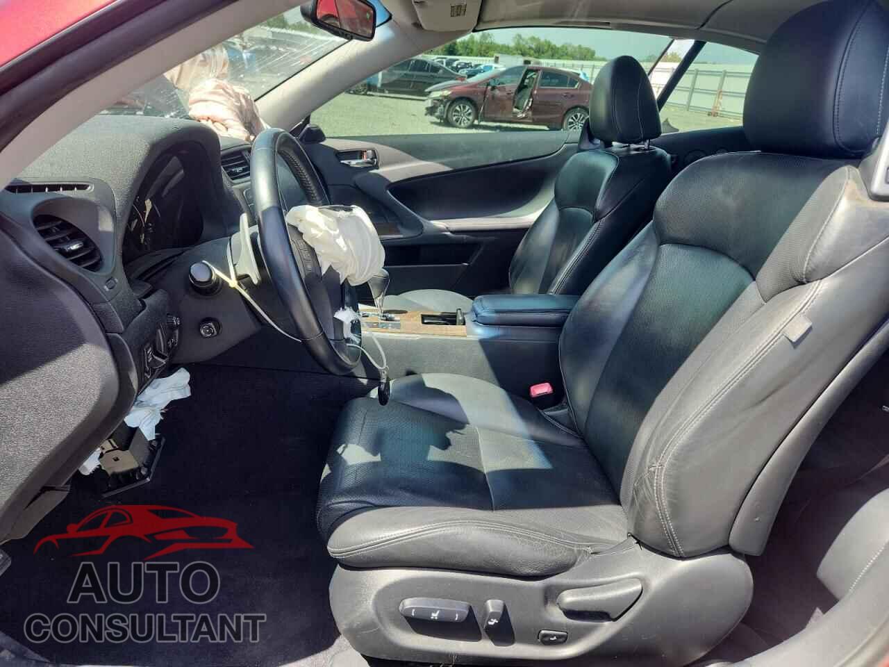 LEXUS IS 2010 - JTHFE2C2XA2502426