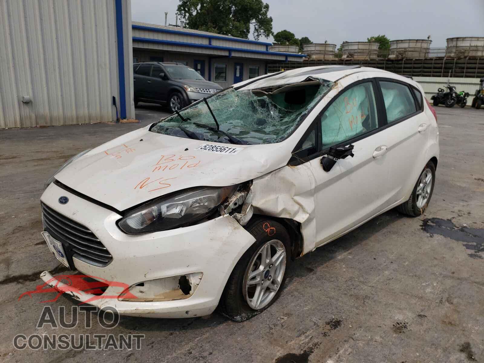 FORD FIESTA 2017 - 3FADP4EJ9HM157823
