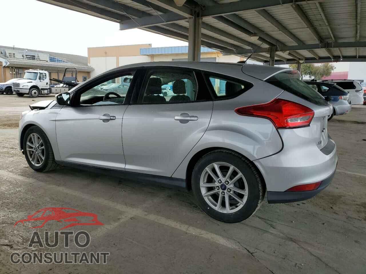 FORD FOCUS 2016 - 1FADP3K22GL268883