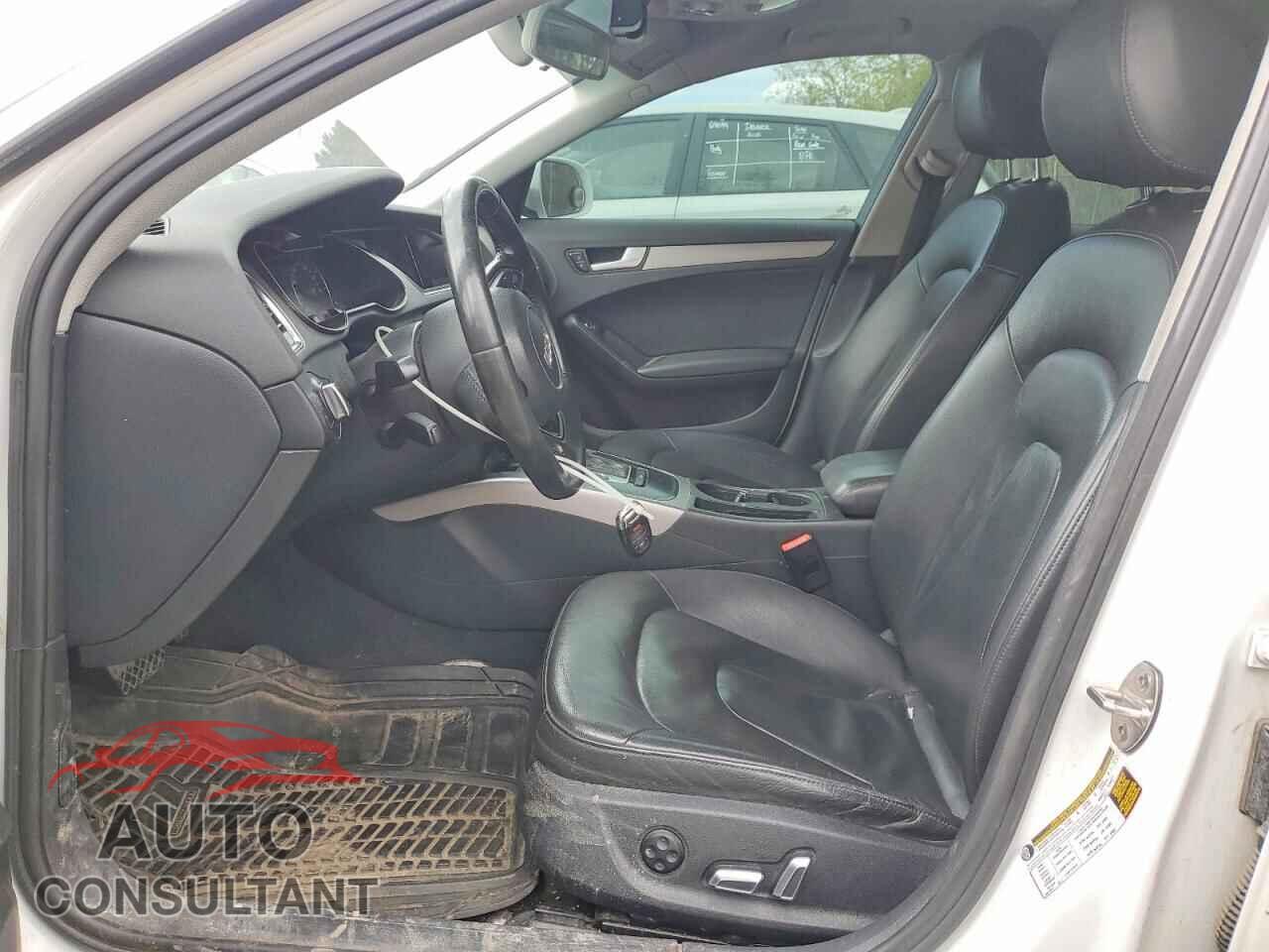 AUDI A4 2013 - WAUBFCFL8DN020058