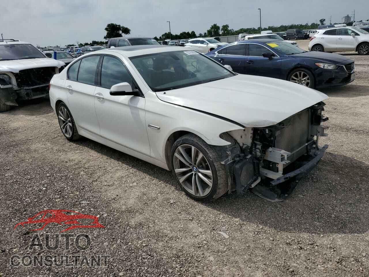 BMW 5 SERIES 2016 - WBA5A5C50GG355255