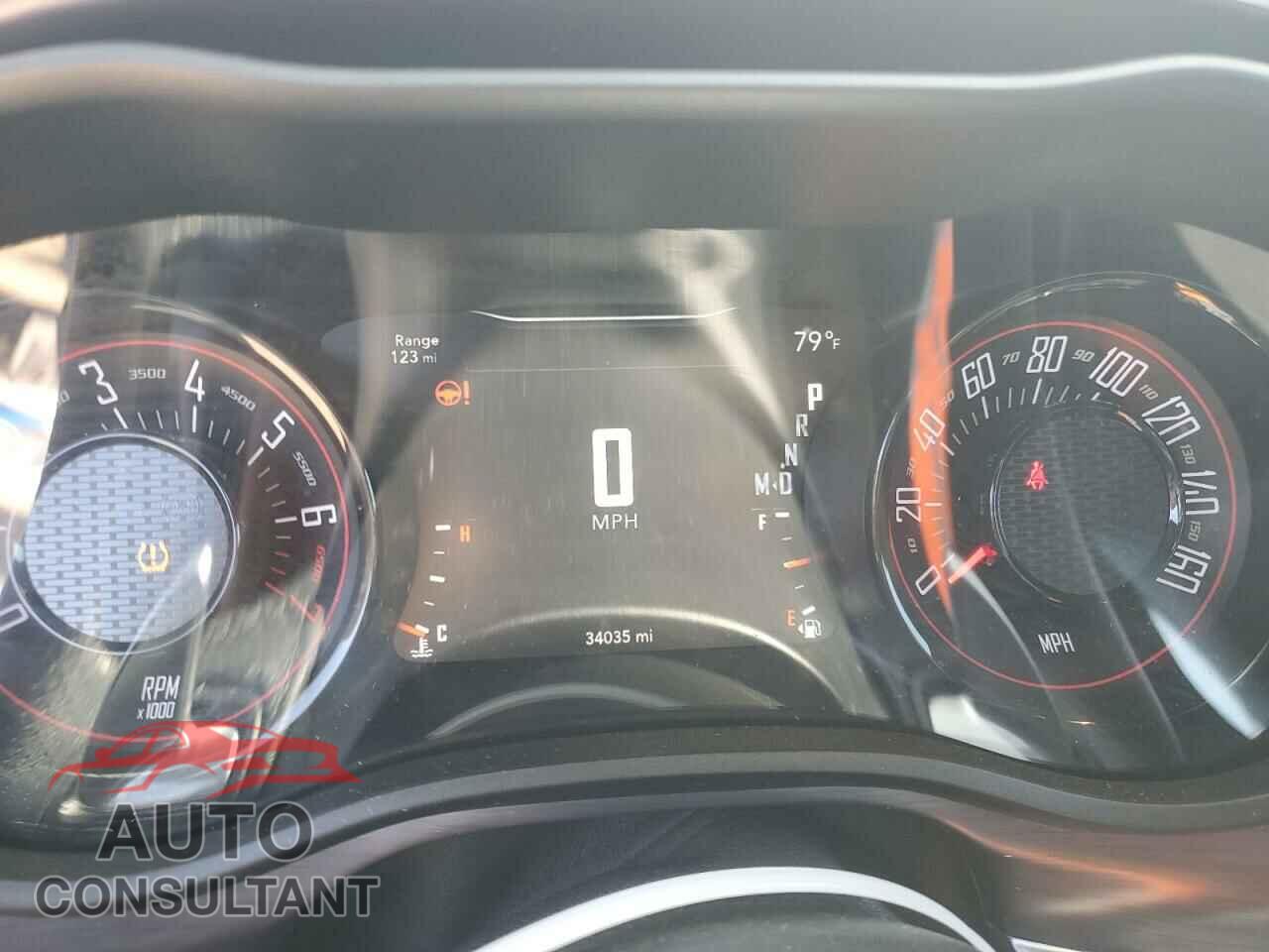 DODGE CHALLENGER 2018 - 2C3CDZAG5JH183009