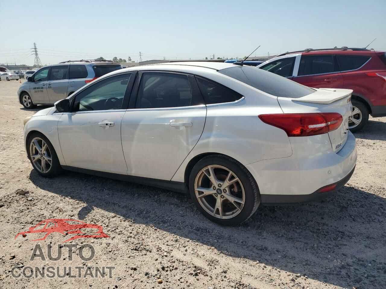 FORD FOCUS 2015 - 1FADP3J23FL248349