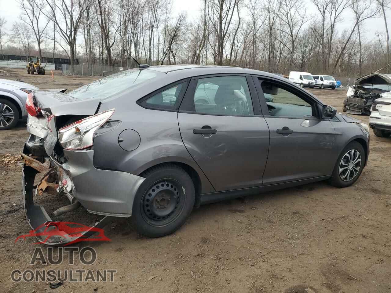 FORD FOCUS 2013 - 1FADP3E22DL330158