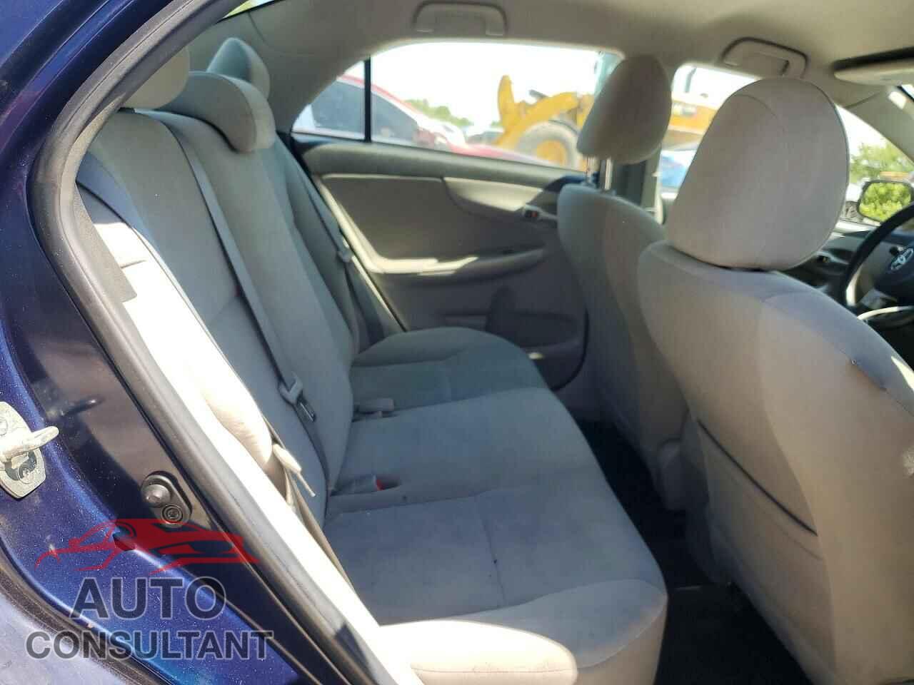 TOYOTA COROLLA 2012 - 2T1BU4EEXCC905607