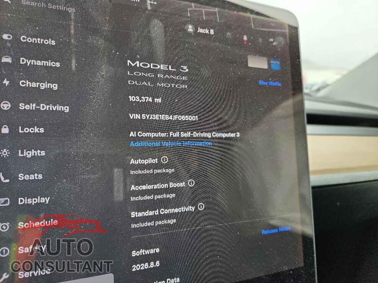 TESLA MODEL 3 2018 - 5YJ3E1EB4JF065001