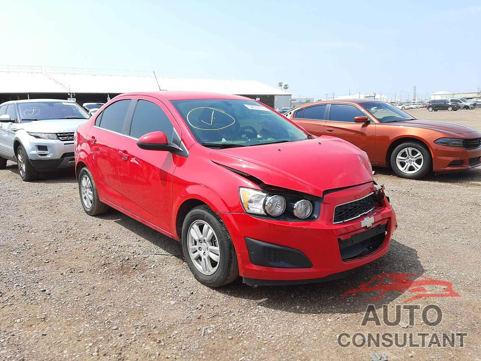 CHEVROLET SONIC 2016 - 1G1JC5SH1G4165093