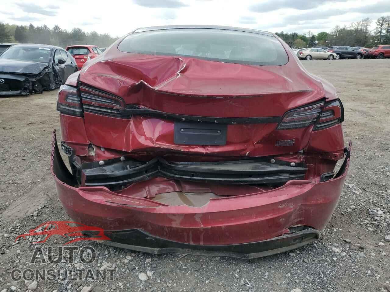 TESLA MODEL S 2023 - 5YJSA1E67PF524962