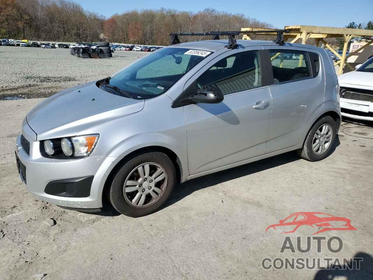 CHEVROLET SONIC 2014 - 1G1JC6SH8E4232789