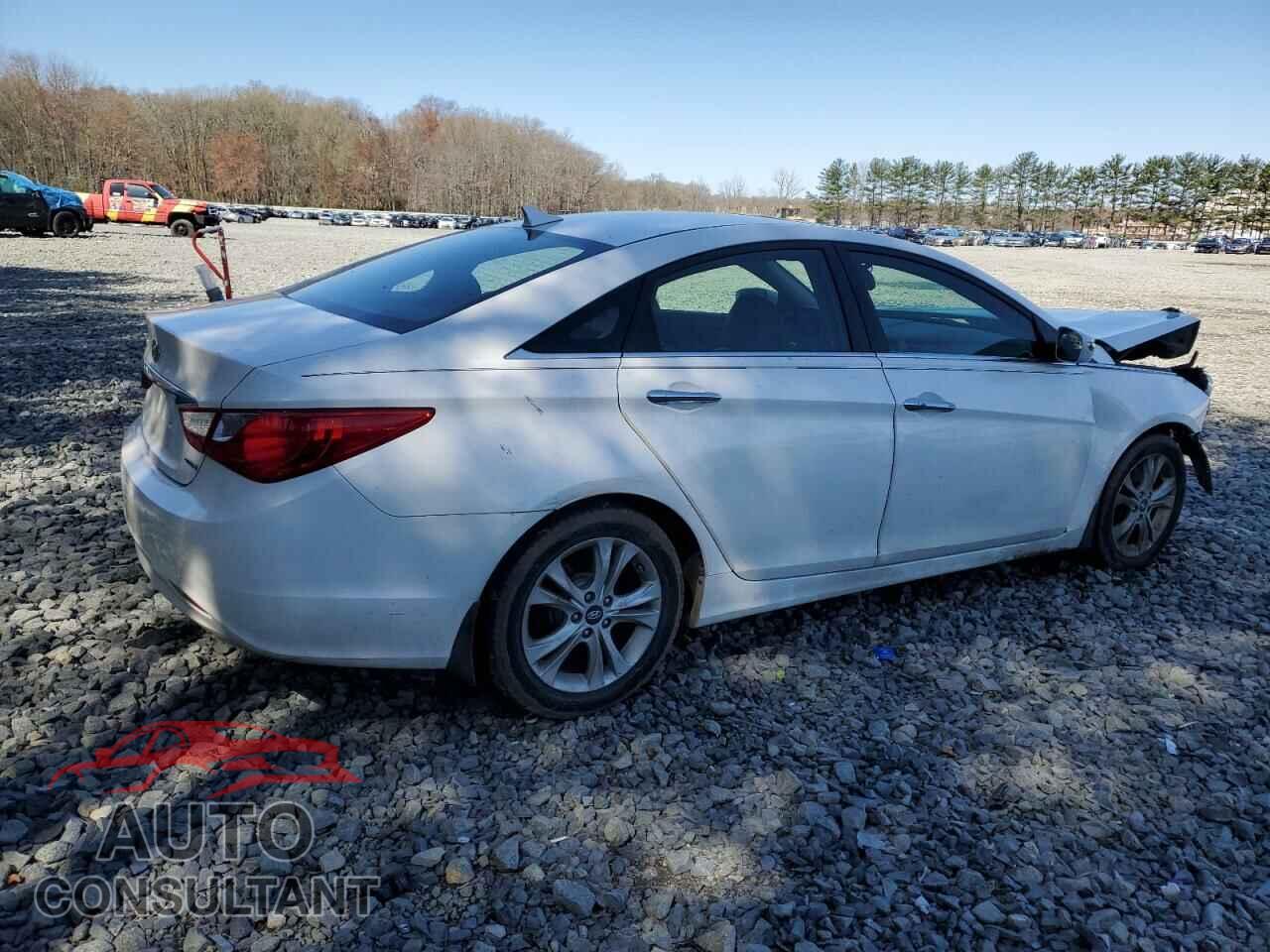 HYUNDAI SONATA 2011 - 5NPEC4AC0BH102126