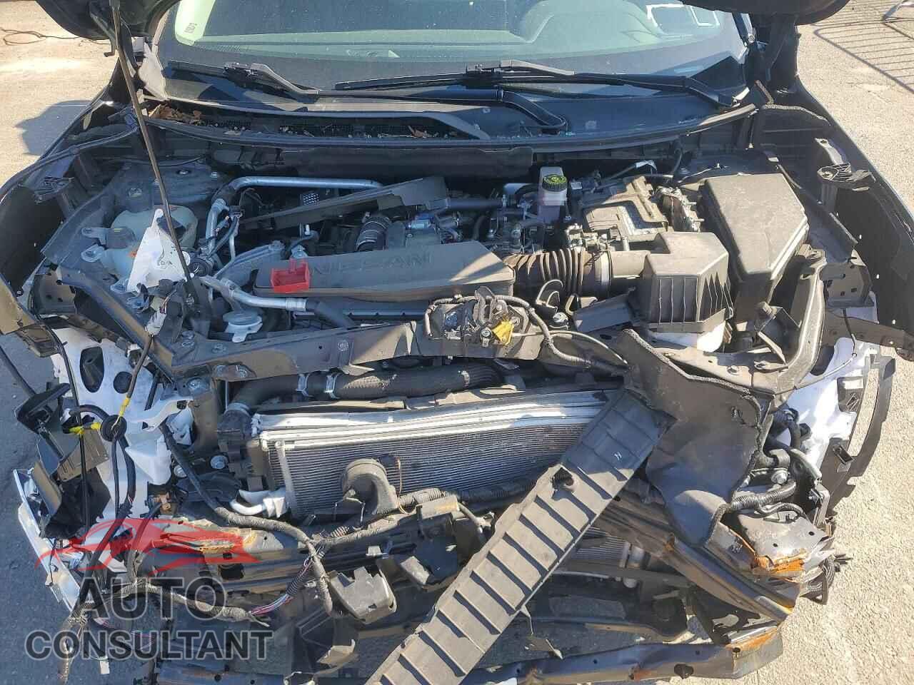 NISSAN ROGUE 2024 - 5N1BT3CB4RC673055