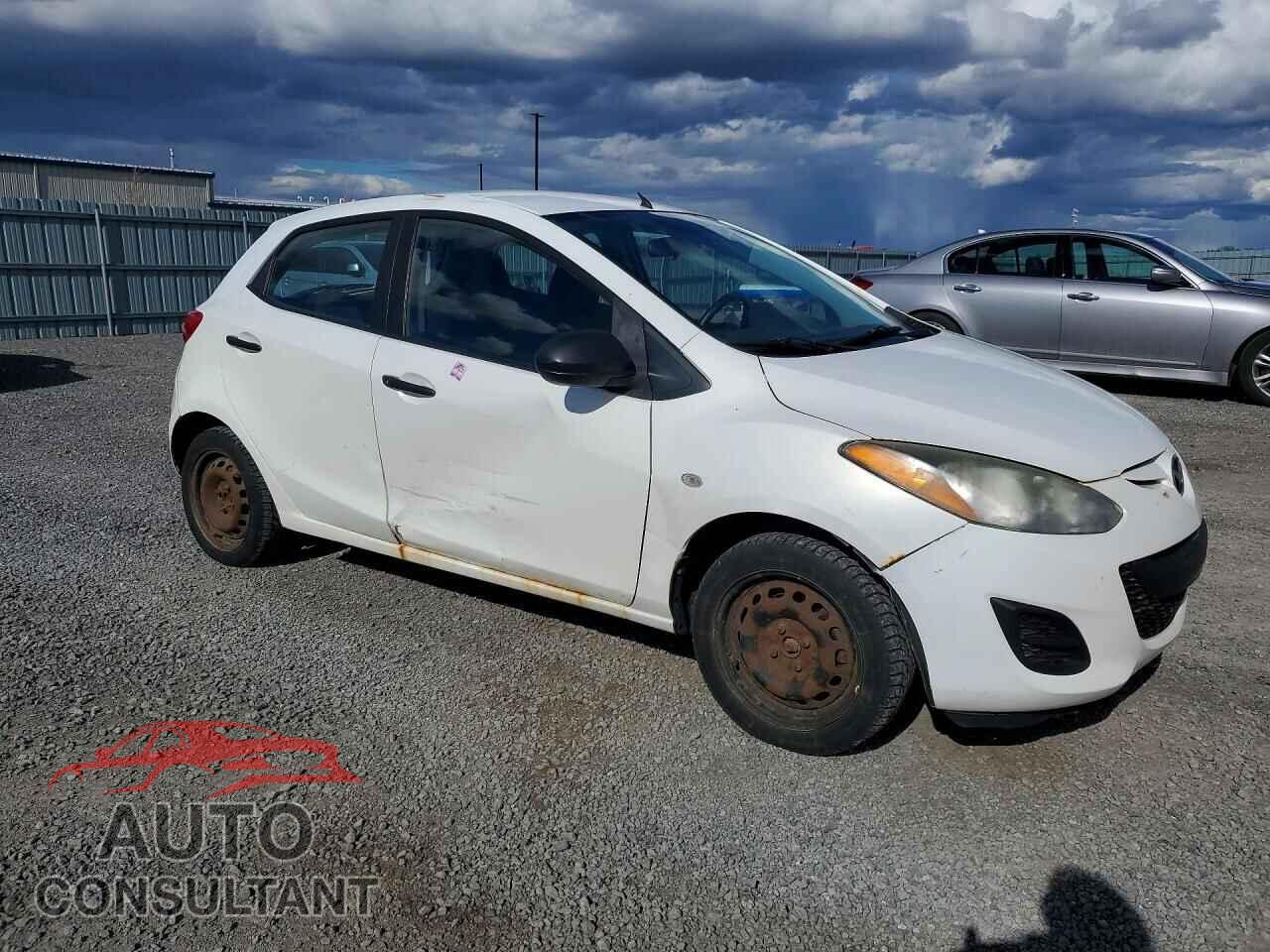 MAZDA 2 2011 - JM1DE1HY1B0105930