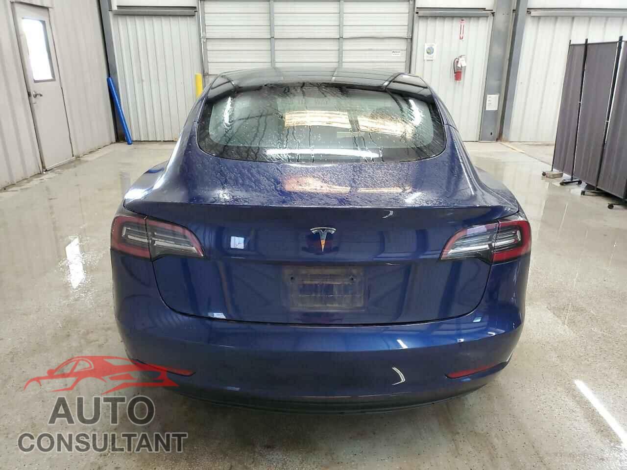TESLA MODEL 3 2022 - 5YJ3E1EA4NF290693