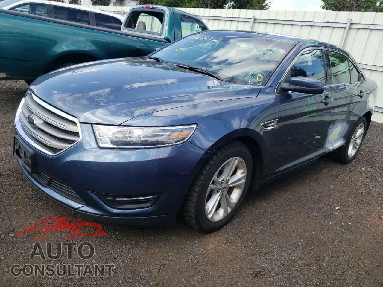 FORD TAURUS 2019 - 1FAHP2E86KG109250