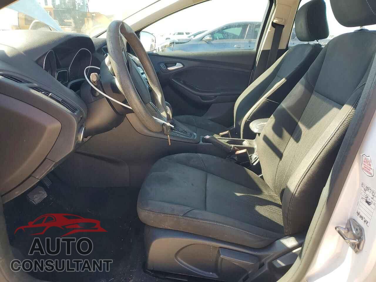 FORD FOCUS 2017 - 1FADP3H22HL248514
