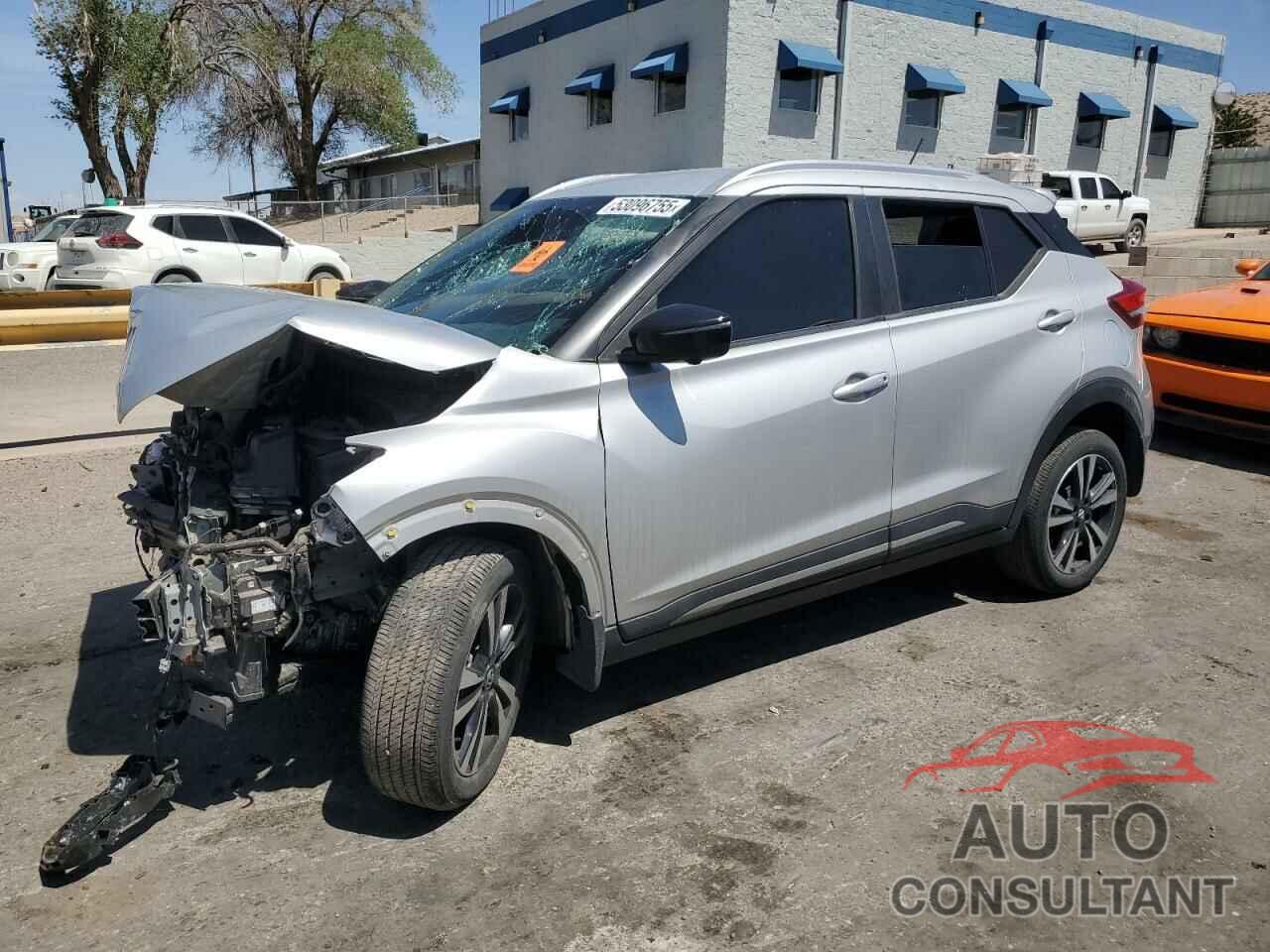 NISSAN KICKS 2019 - 3N1CP5CU0KL541790