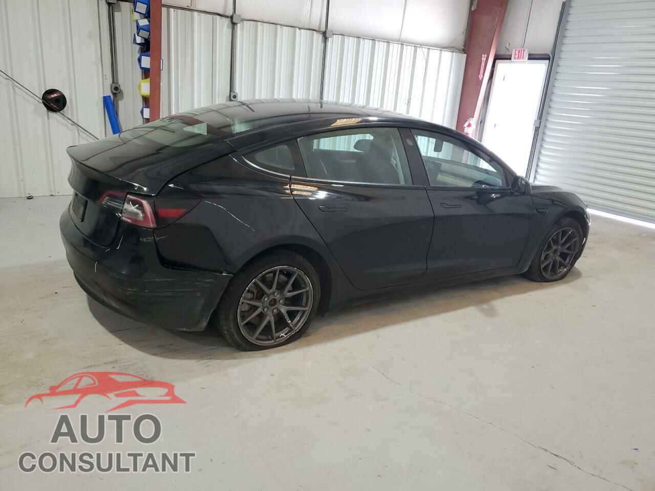 TESLA MODEL 3 2023 - 5YJ3E1EA9PF437657