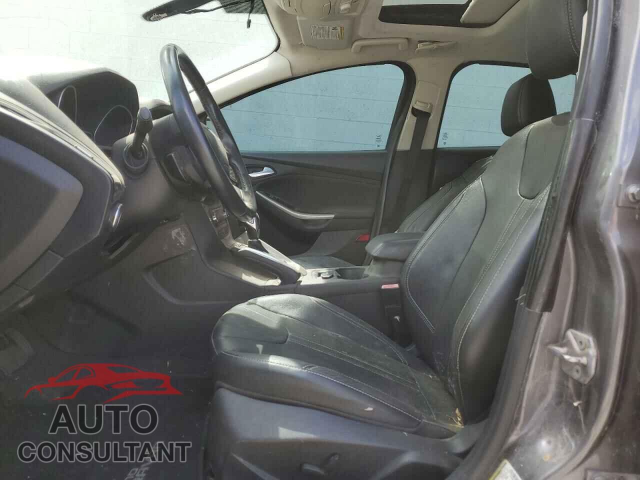 FORD FOCUS 2012 - 1FAHP3H2XCL185348