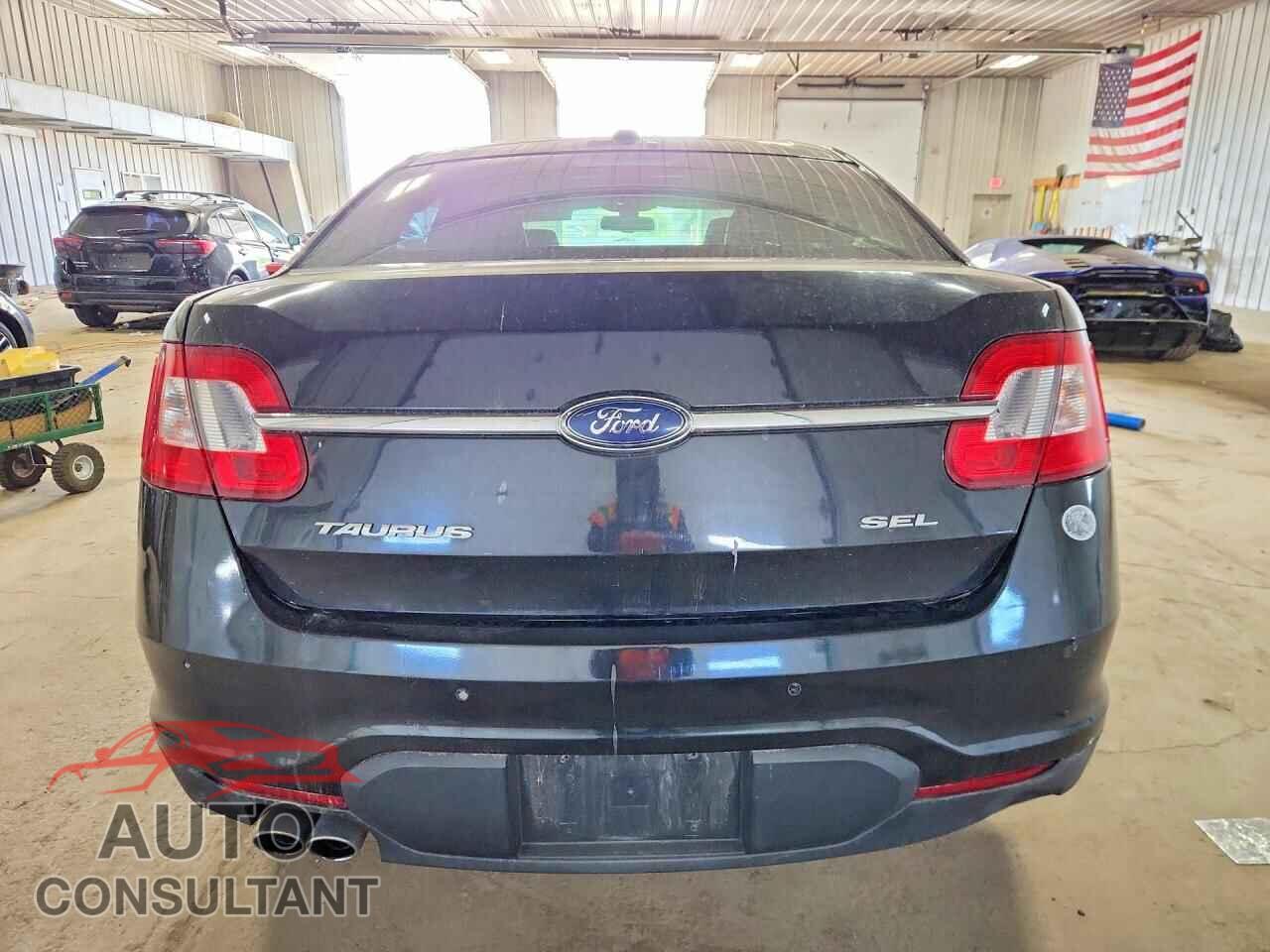 FORD TAURUS 2010 - 1FAHP2EW7AG135711