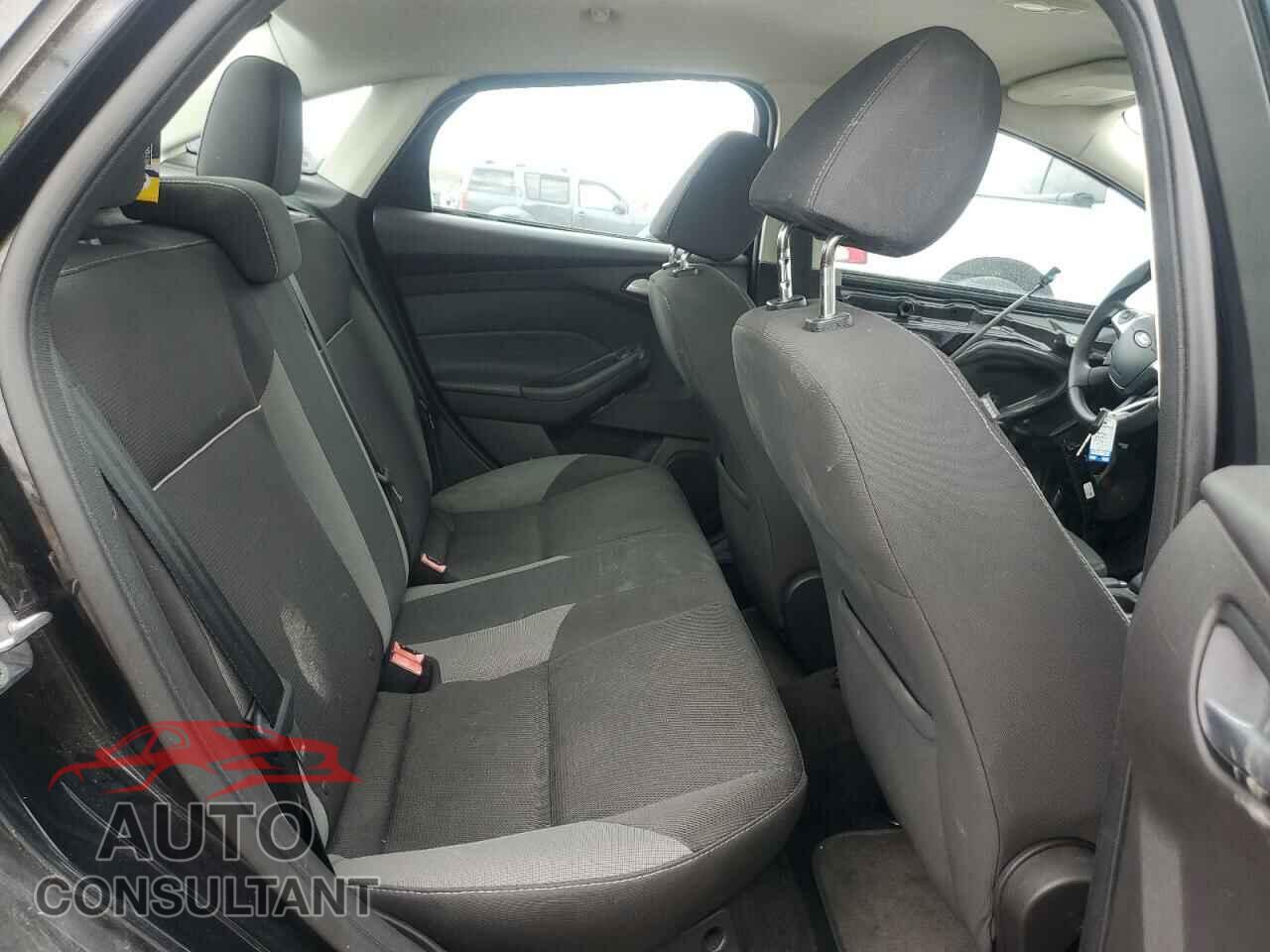 FORD FOCUS 2013 - 1FADP3F2XDL295321
