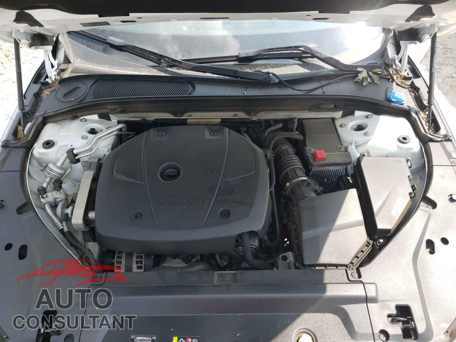 VOLVO S90 2018 - LVY992ML2JP020037