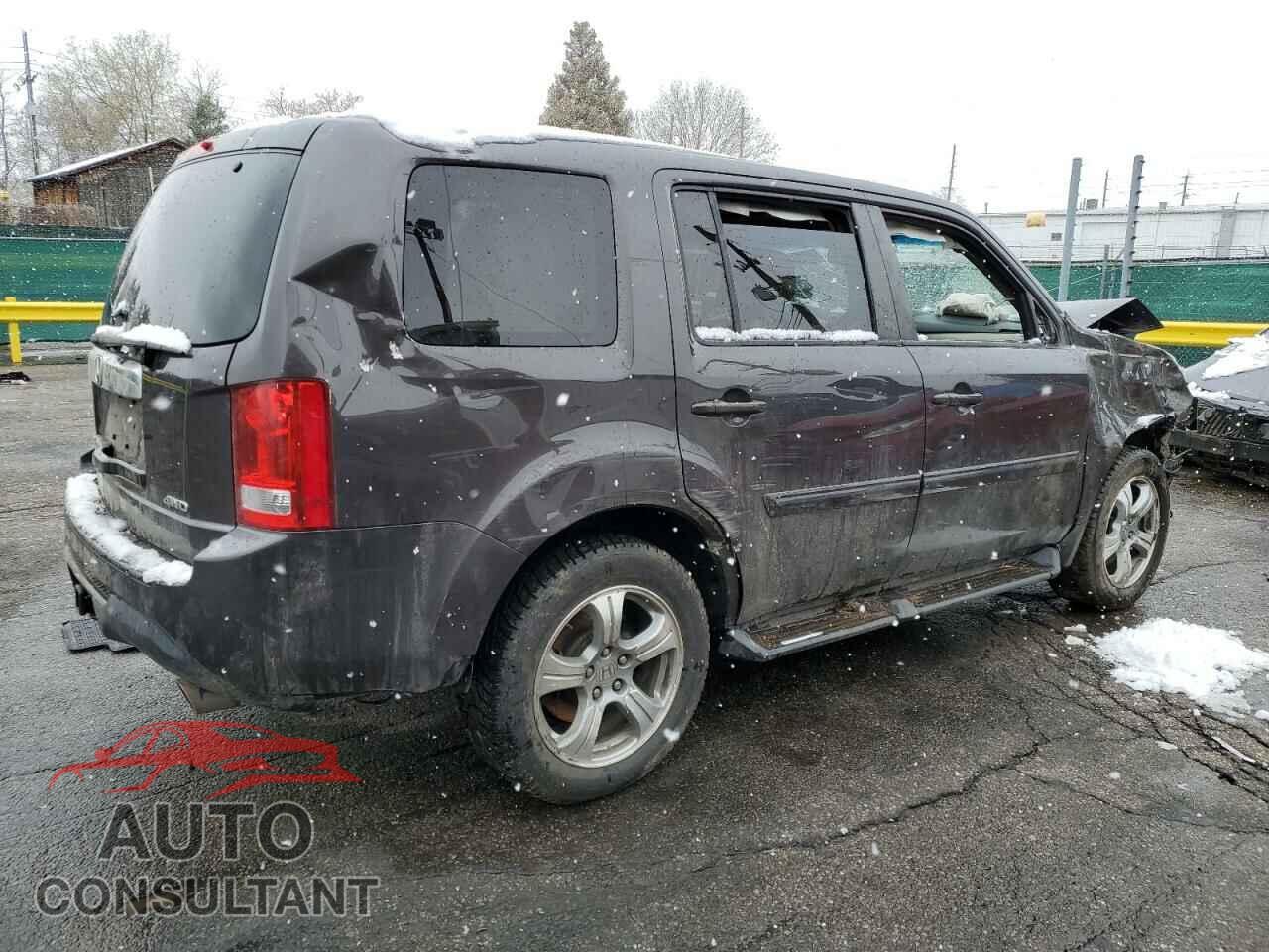 HONDA PILOT 2013 - 5FNYF4H55DB050635