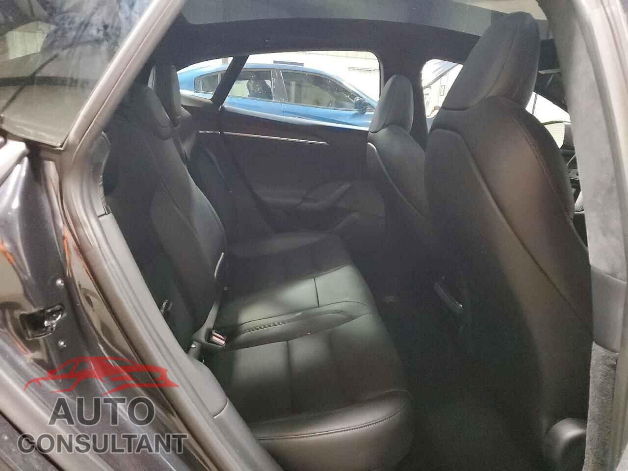 TESLA MODEL S 2026 - 5YJSA1E50TF553818