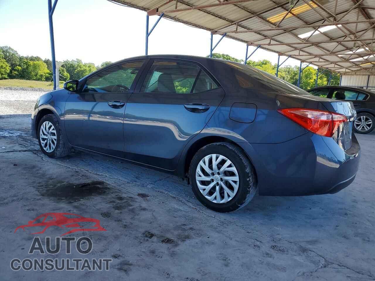 TOYOTA COROLLA 2018 - 5YFBURHE2JP851886