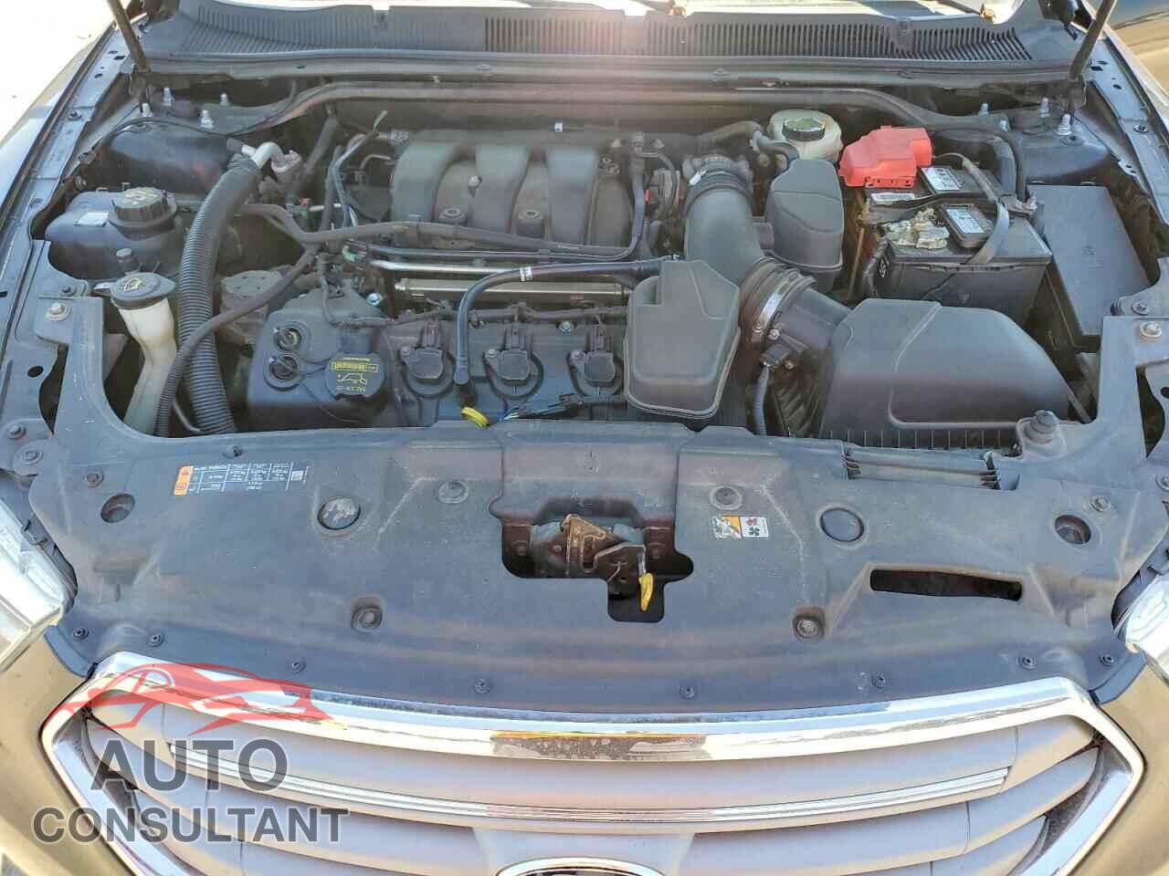 FORD TAURUS 2013 - 1FAHP2E88DG233359