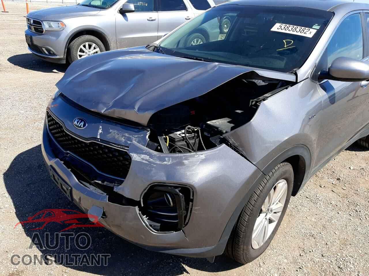 KIA SPORTAGE 2017 - KNDPMCAC6H7272388