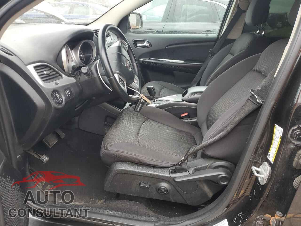 DODGE JOURNEY 2013 - 3C4PDCBB8DT521141