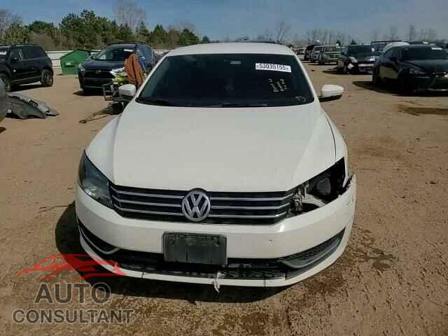 VOLKSWAGEN PASSAT 2014 - 1VWAP7A37EC006897