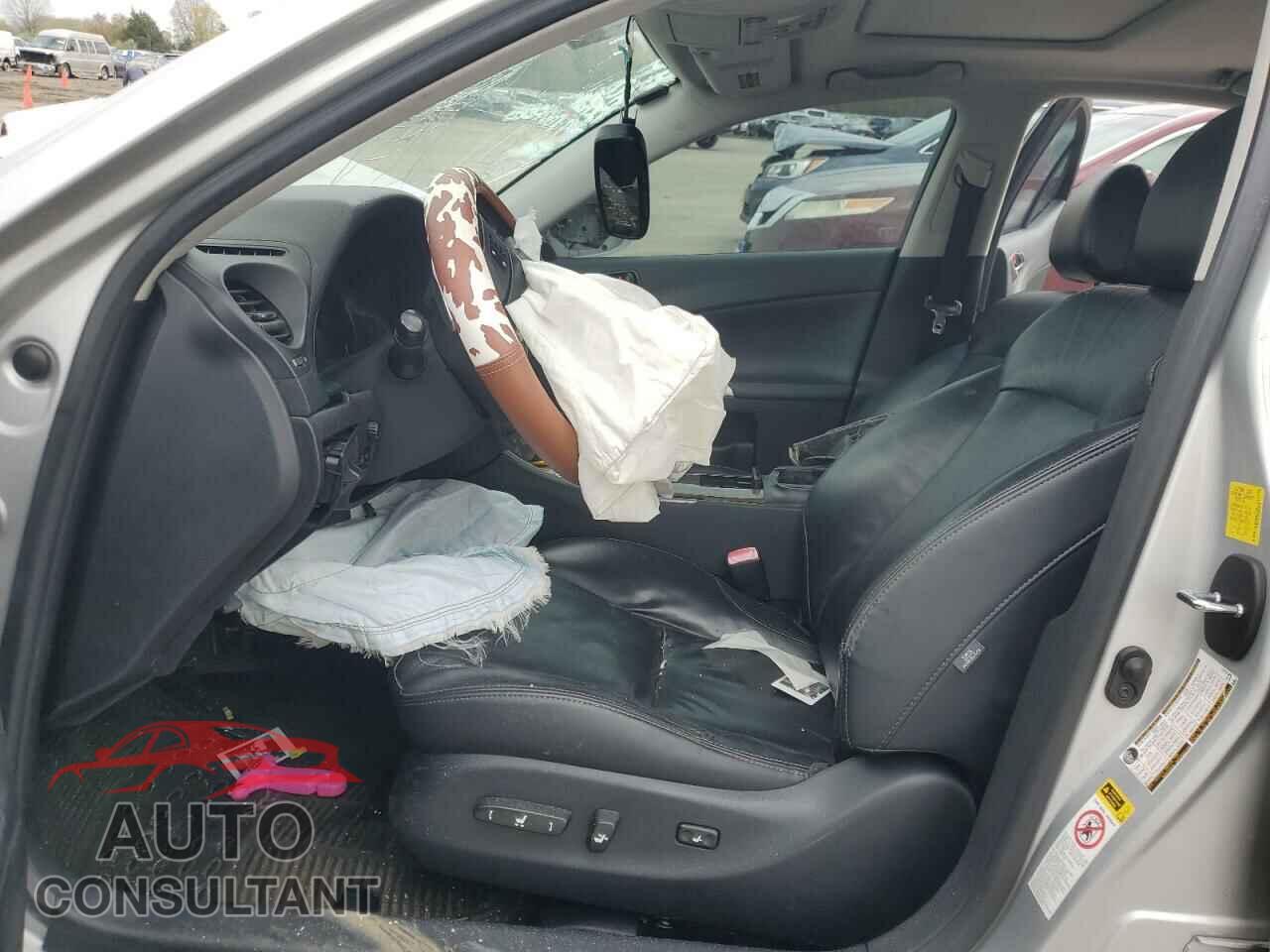 LEXUS IS 2010 - JTHCF5C2XA5043723