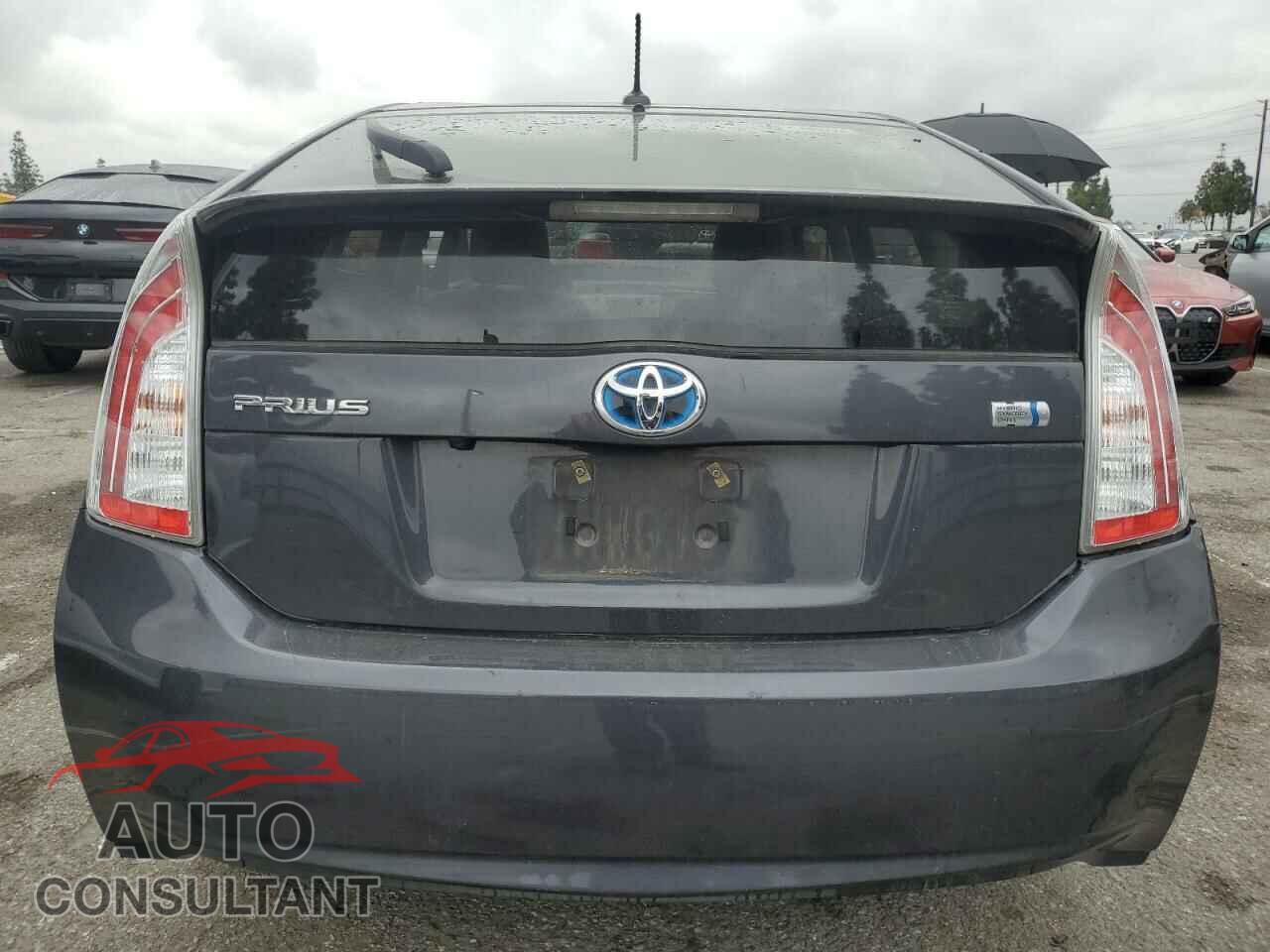 TOYOTA PRIUS 2015 - JTDKN3DU2F0447723