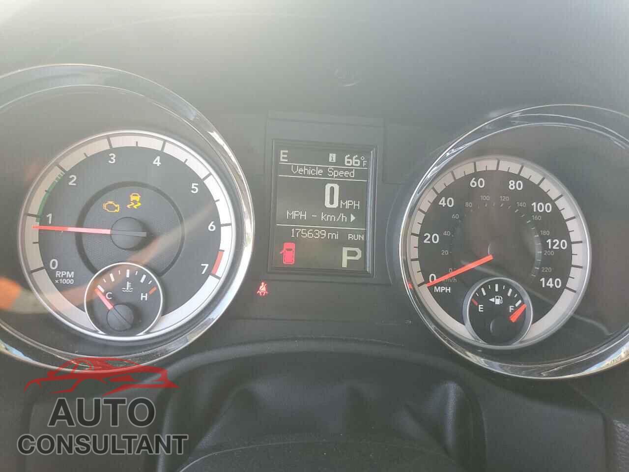 DODGE DURANGO 2012 - 1C4RDJAG1CC261735