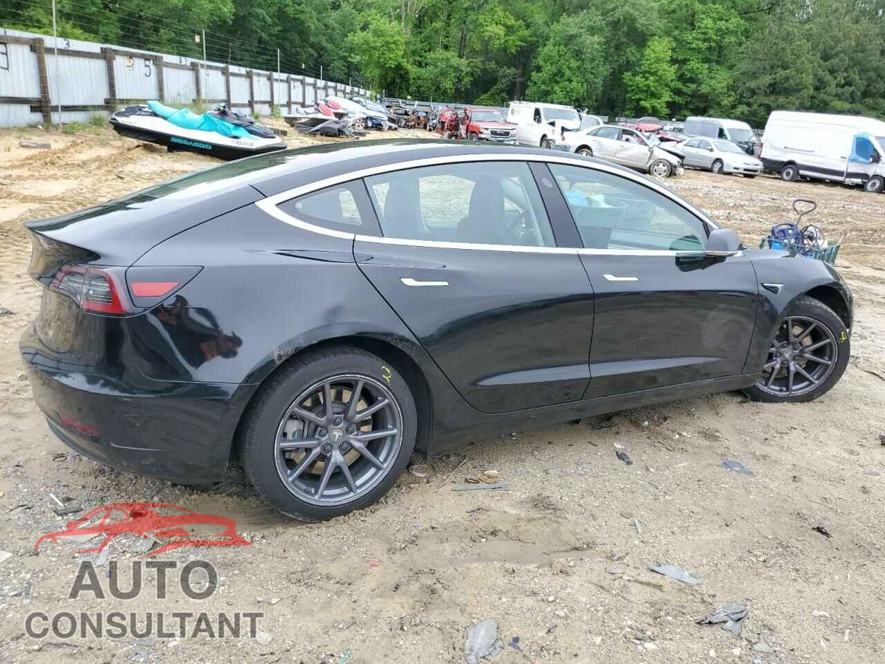 TESLA MODEL 3 2018 - 5YJ3E1EA0JF028048