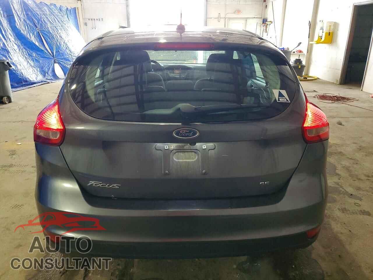 FORD FOCUS 2017 - 1FADP3K22HL346421