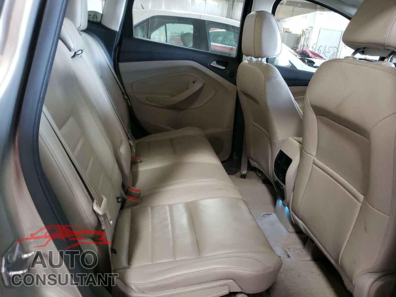 FORD CMAX 2016 - 1FADP5BU3GL108332