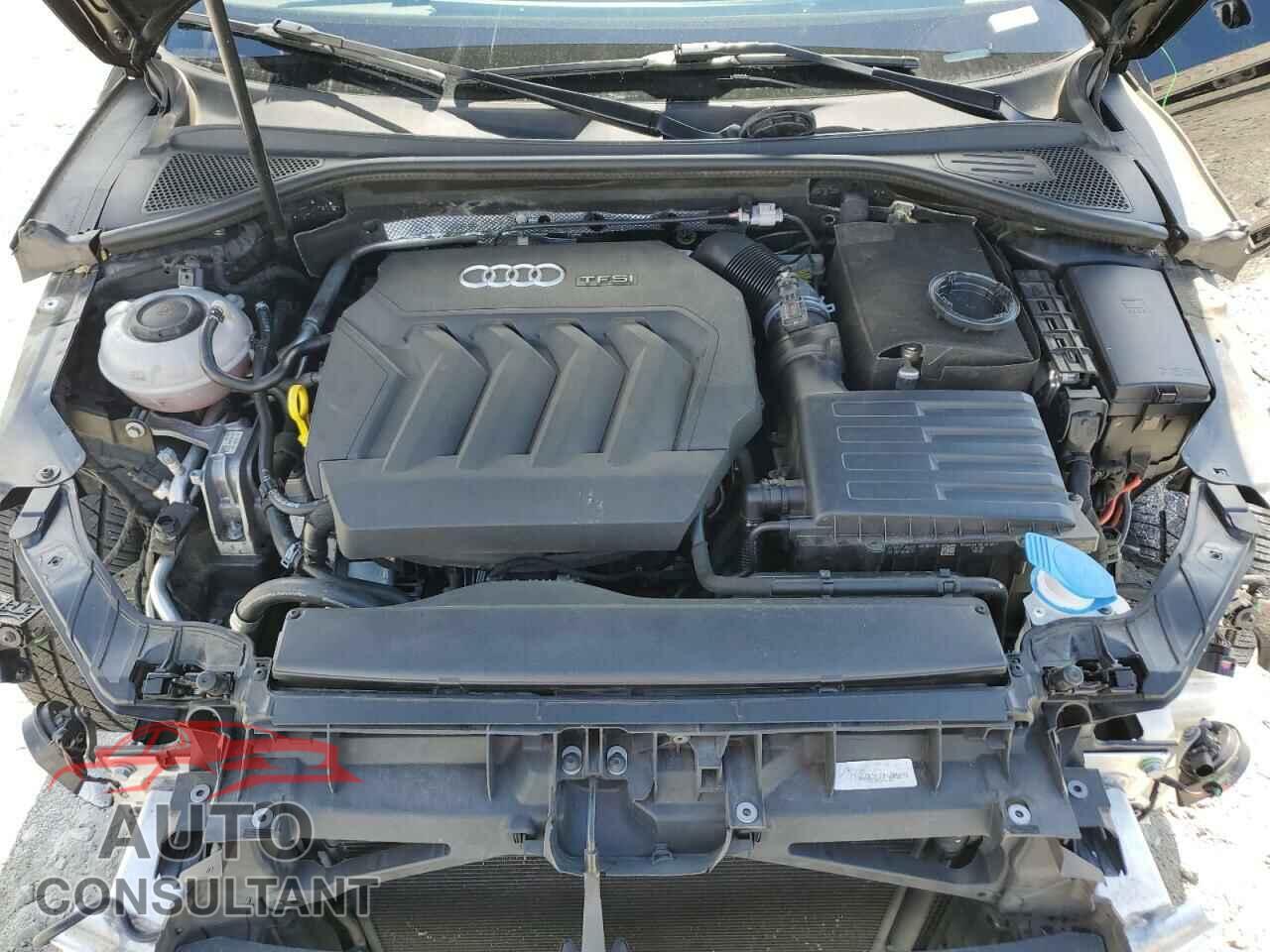 AUDI A3 2018 - WAUAUGFF9J1039935