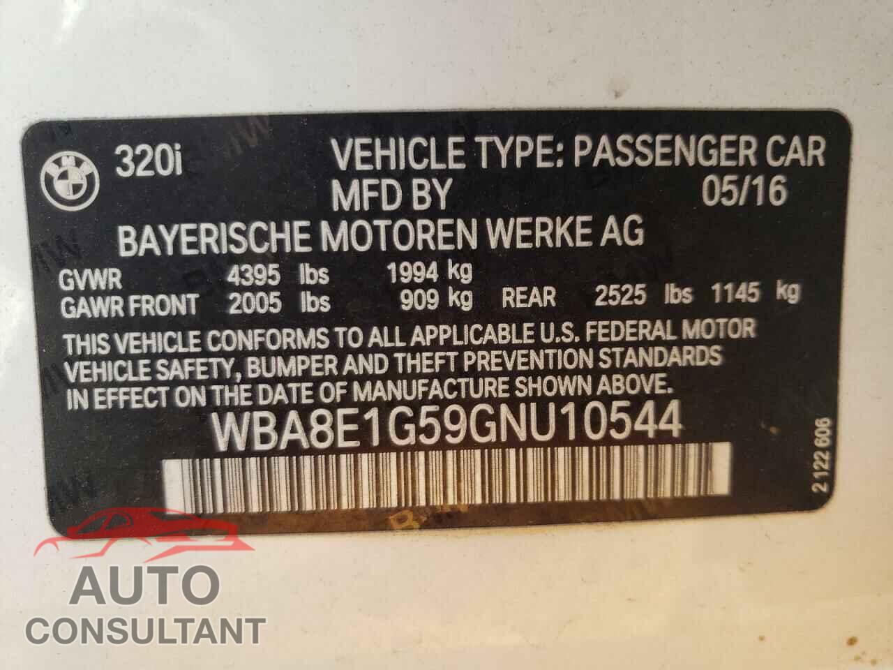 BMW 3 SERIES 2016 - WBA8E1G59GNU10544