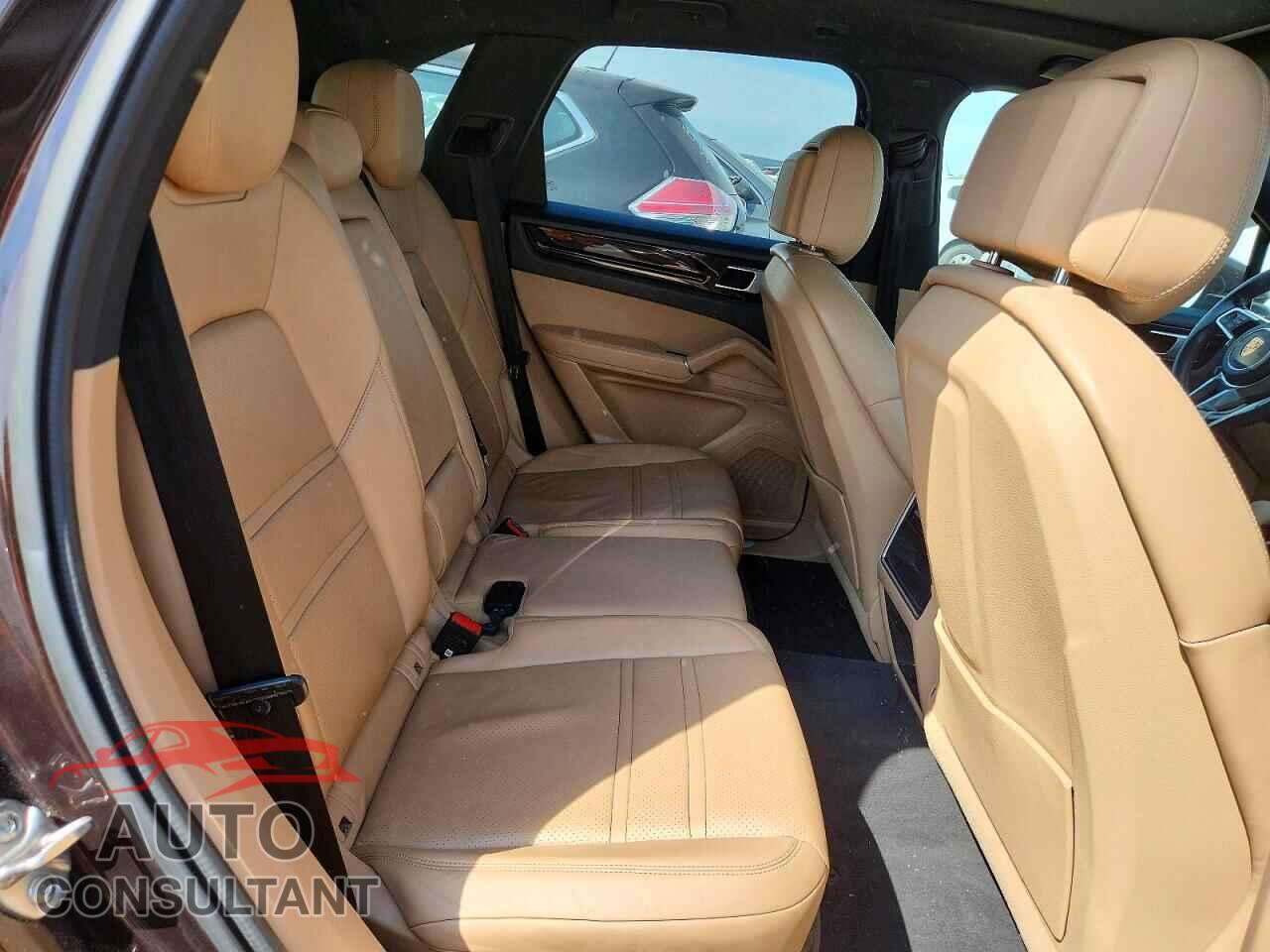 PORSCHE CAYENNE 2019 - WP1AA2AYXKDA04052
