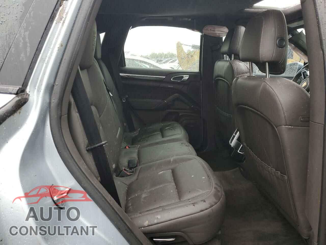PORSCHE CAYENNE 2017 - WP1AA2A2XHKA84260