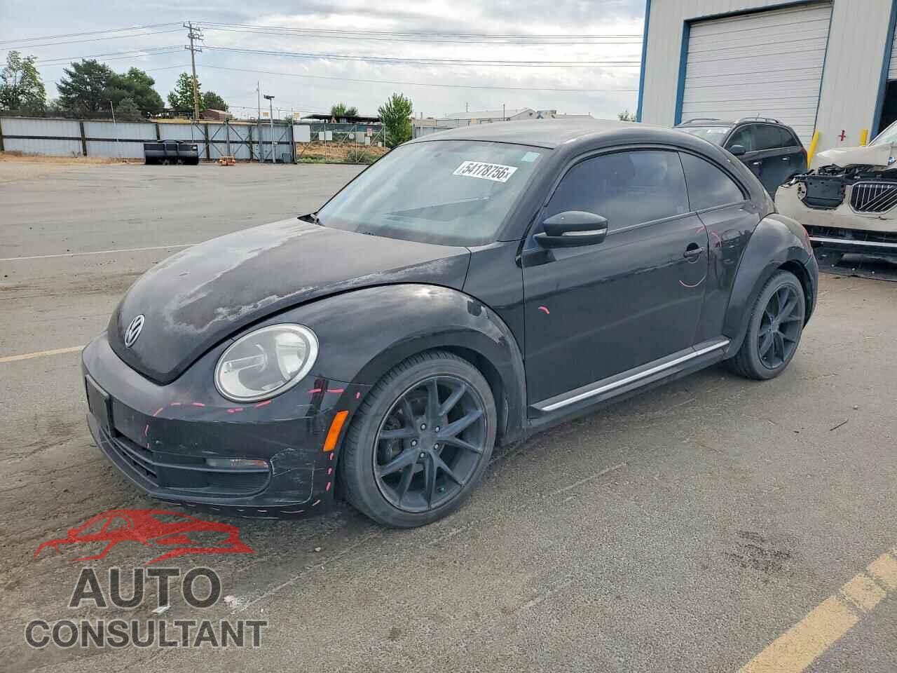 VOLKSWAGEN BEETLE 2012 - 3VWJP7AT7CM623258