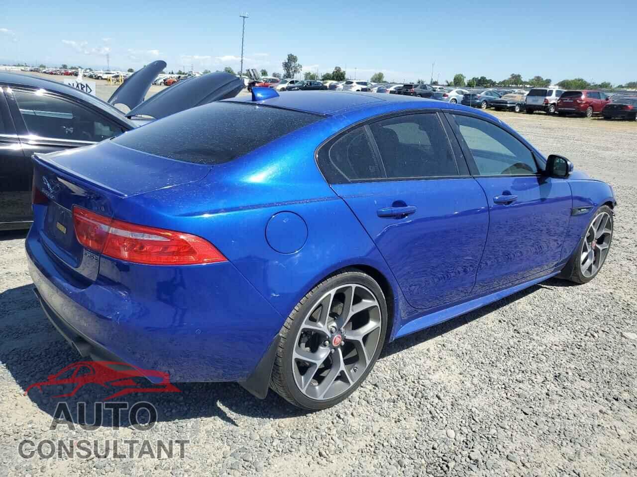 JAGUAR XE 2017 - SAJAF4BV4HA974879